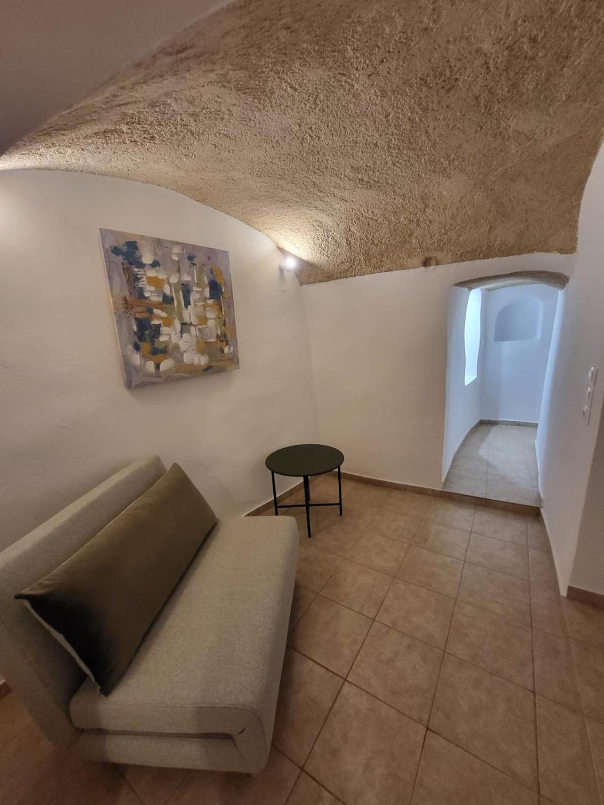 Luxury Cave Houses Mesaria Екстер'єр фото