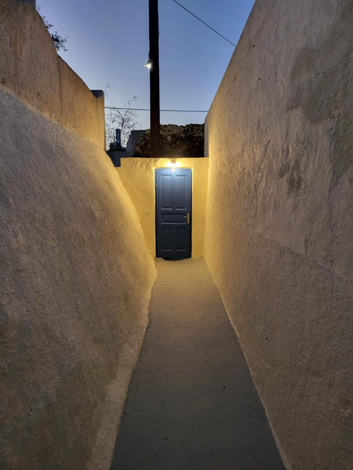 Luxury Cave Houses Mesaria Екстер'єр фото