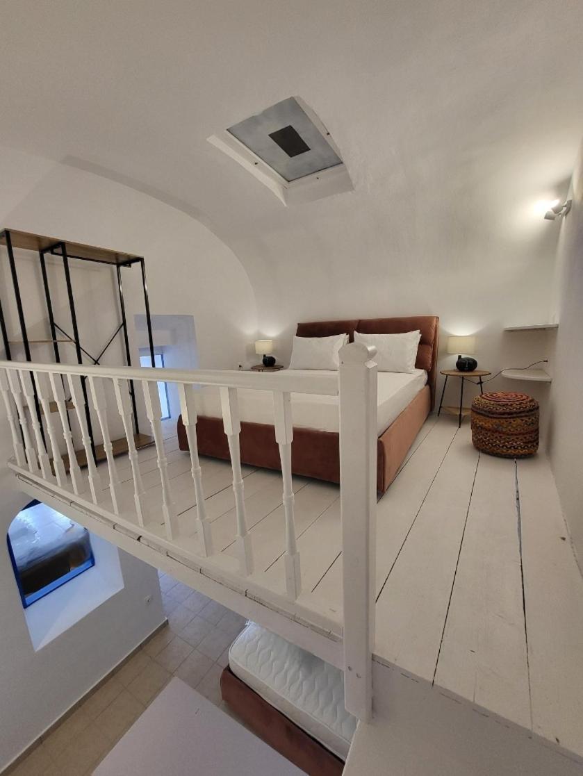Luxury Cave Houses Mesaria Екстер'єр фото